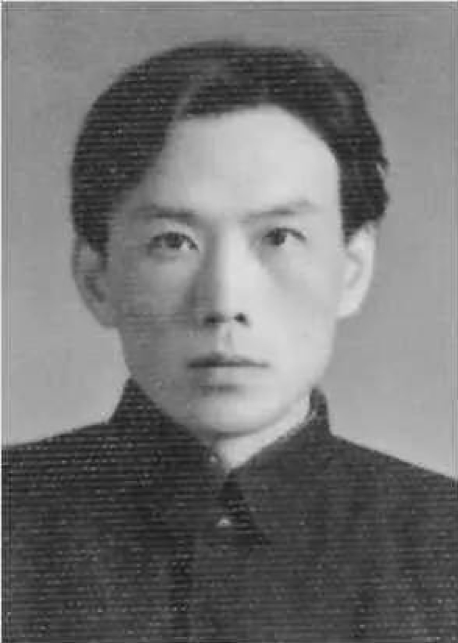 Black and white photo of a young Guan Monan