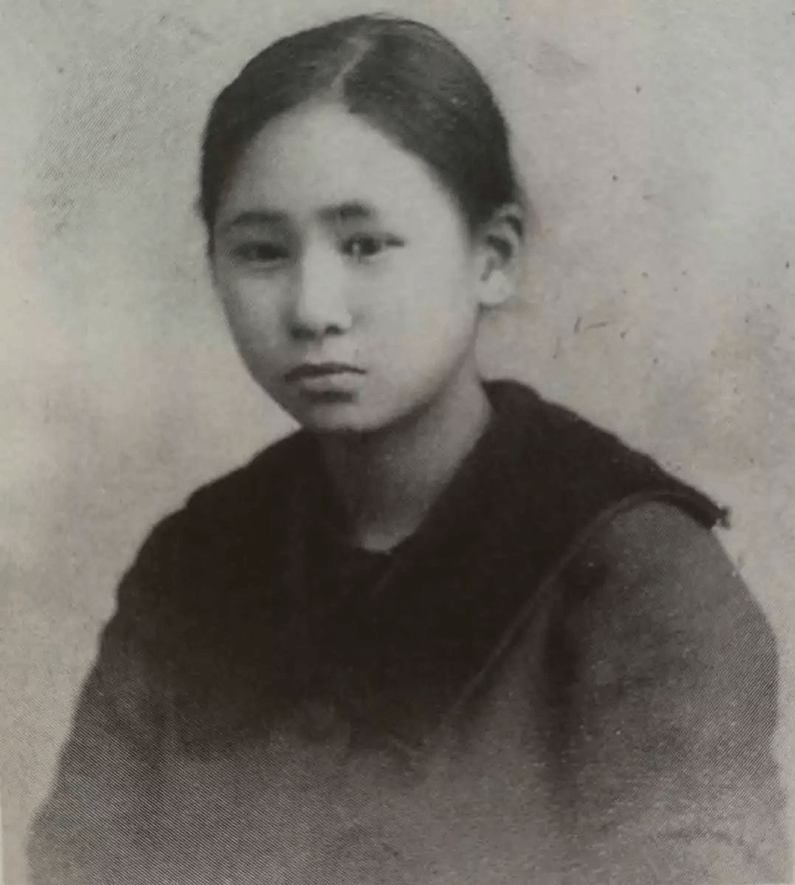 black and white photo of a young girl