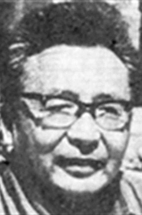 blurry black and white photograph of an older Yuan Xi